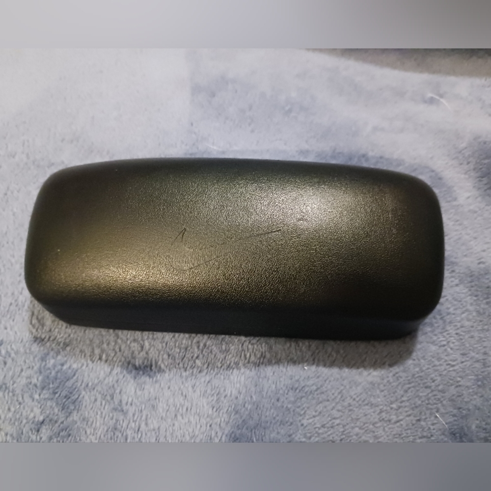 NIKE Sunglass Case